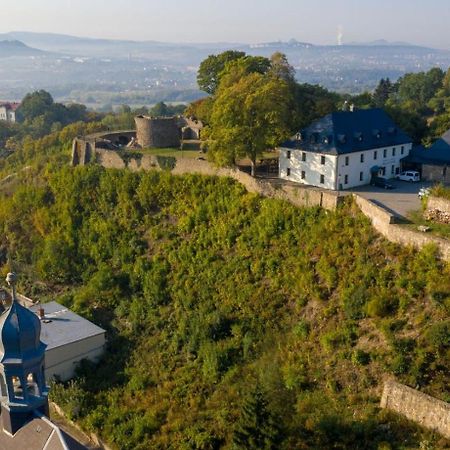 Апартаменты Hrad Крупка Экстерьер фото